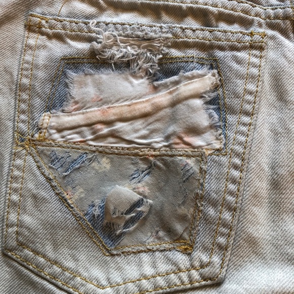 CARMAR Denim Floral Patchwork High Rise Shorts - Picture 3 of 10